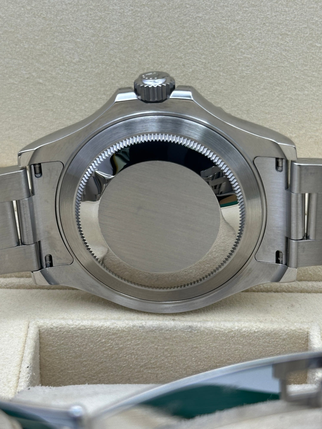 Rolex 116622 on Oyster bracelet