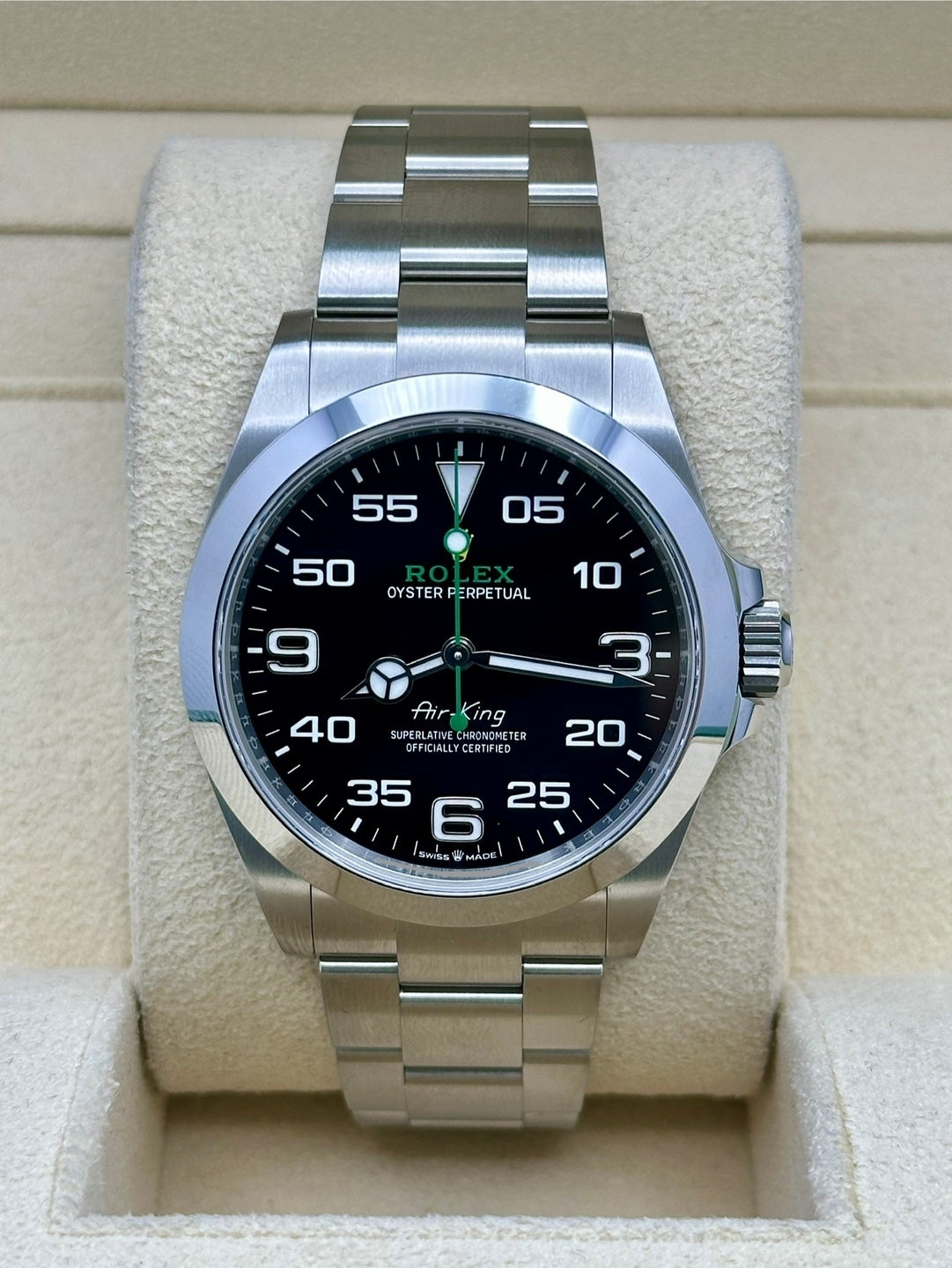 Rolex Air-King 126900 with 40mm Oystersteel case
