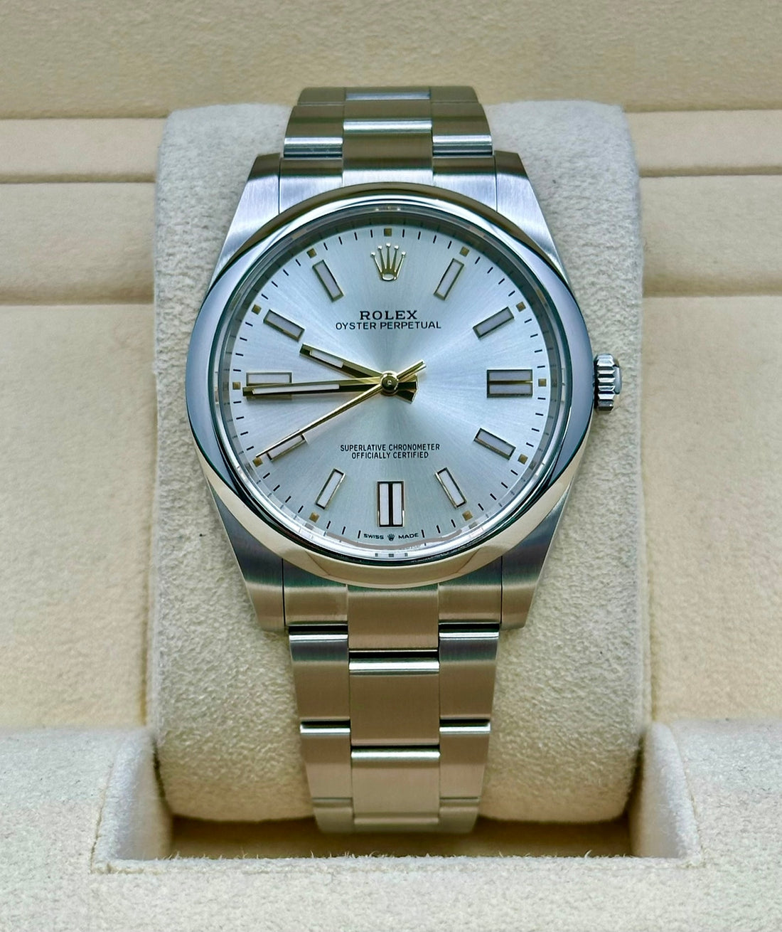Rolex Oyster Perpetual 41 124300, 2024, silver dial, Oyster bracelet