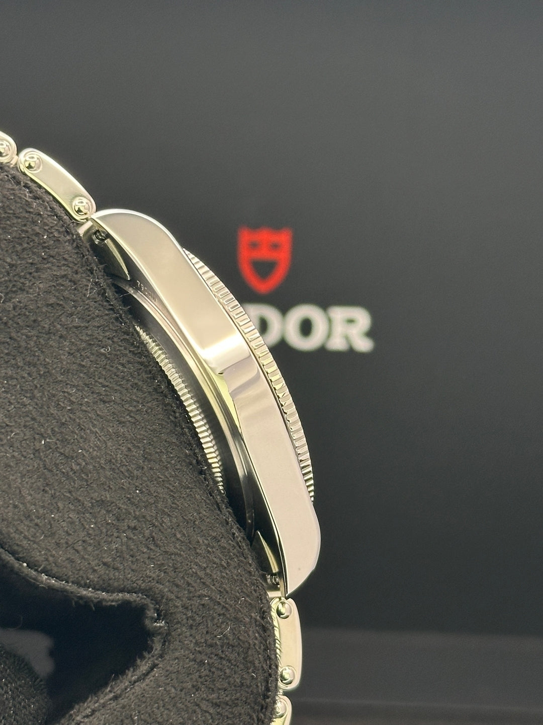 Tudor Black Bay 79000N black dial
