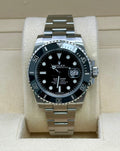 Rolex Submariner 116610LN with 40mm Oystersteel case