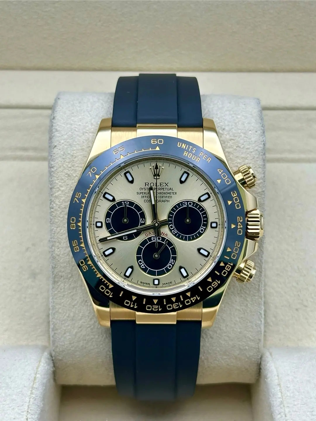 Rolex Daytona 40 116518LN, 2020, champagne and index dial, Oysterflex bracelet
