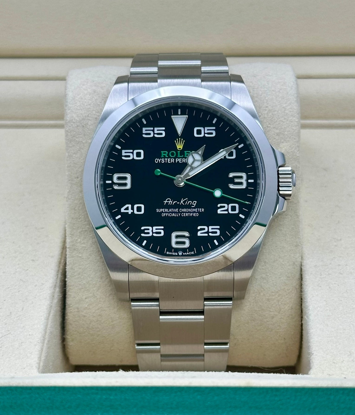 Rolex Air-King 126900 with 40mm Oystersteel case