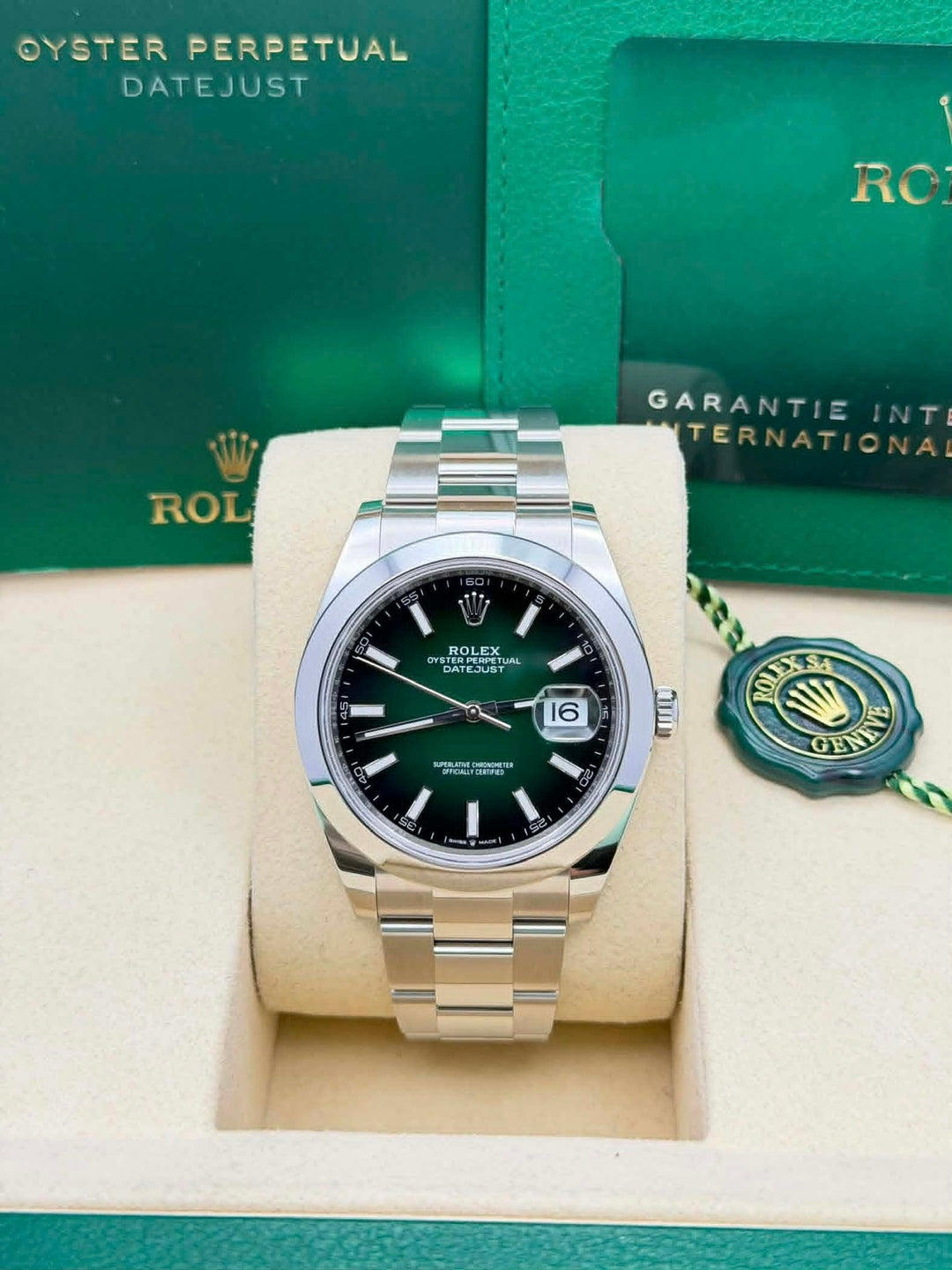 Rolex Oystersteel Datejust 41  - Smooth Bezel - Green Ombré Dial - Oyster Bracelet - 126300