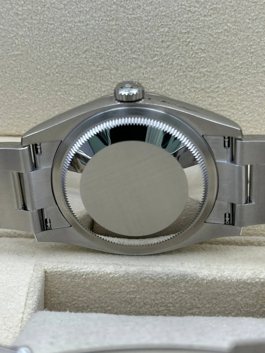 Rolex Datejust 36 126234 black index dial, view 8 of 8