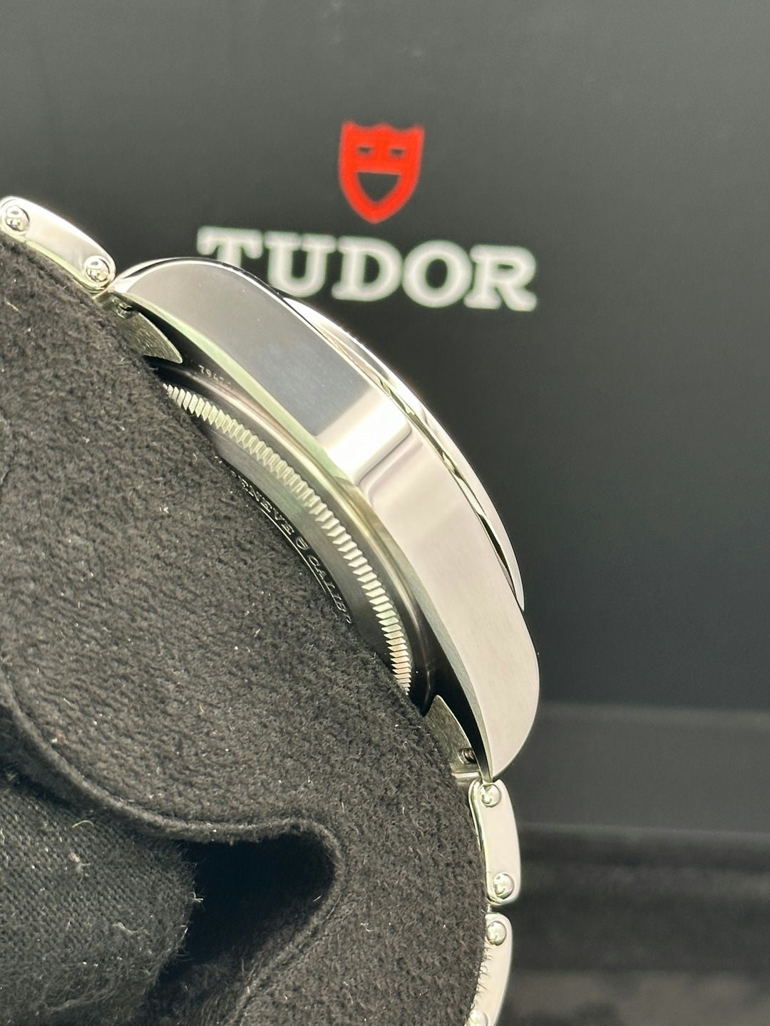 Tudor Black Bay 79470 white dial, view 5 of 8