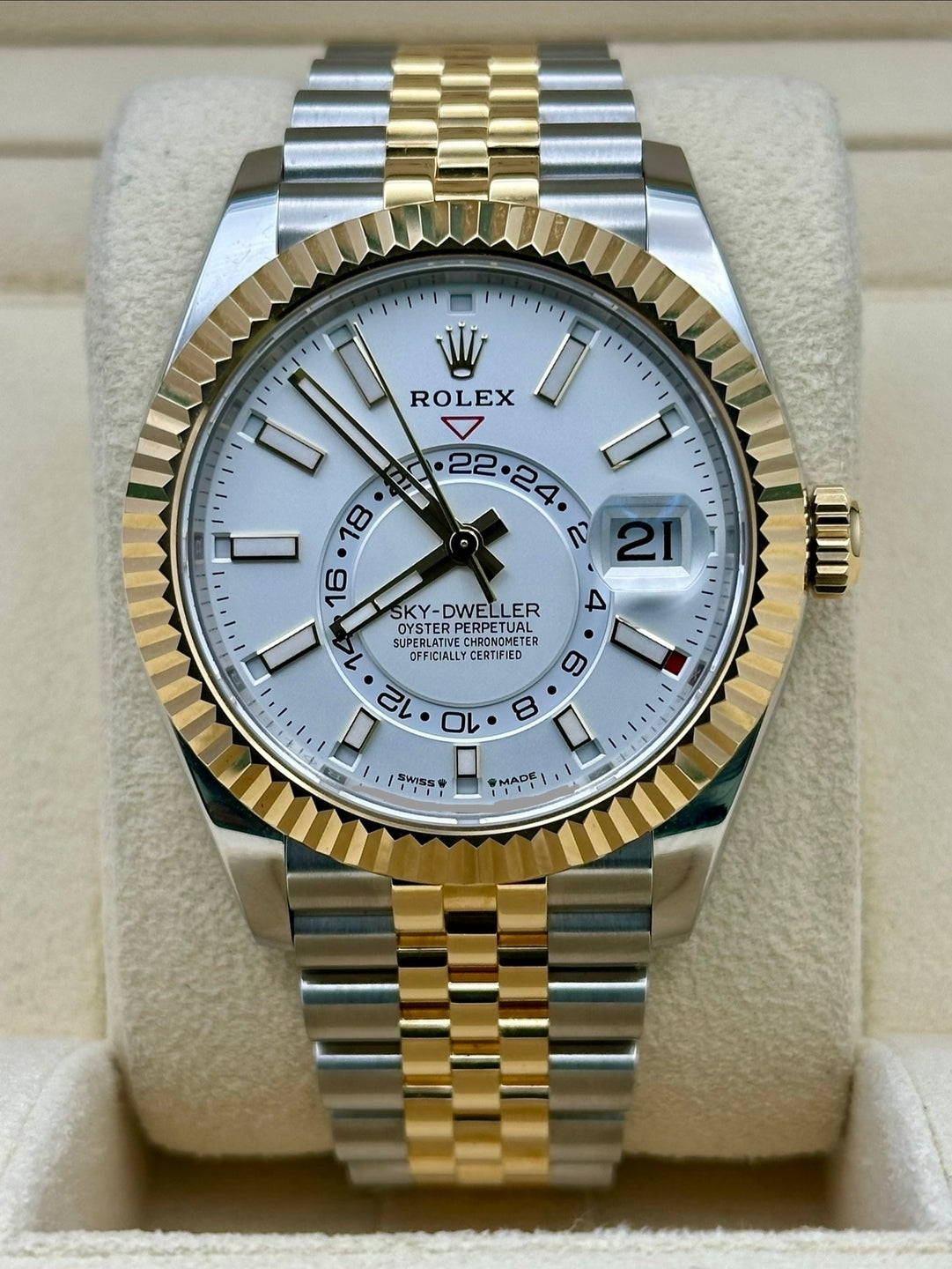 Rolex Sky-Dweller 42 336933, 2024, white dial