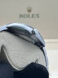 Rolex Oyster Perpetual 41 124300 green dial