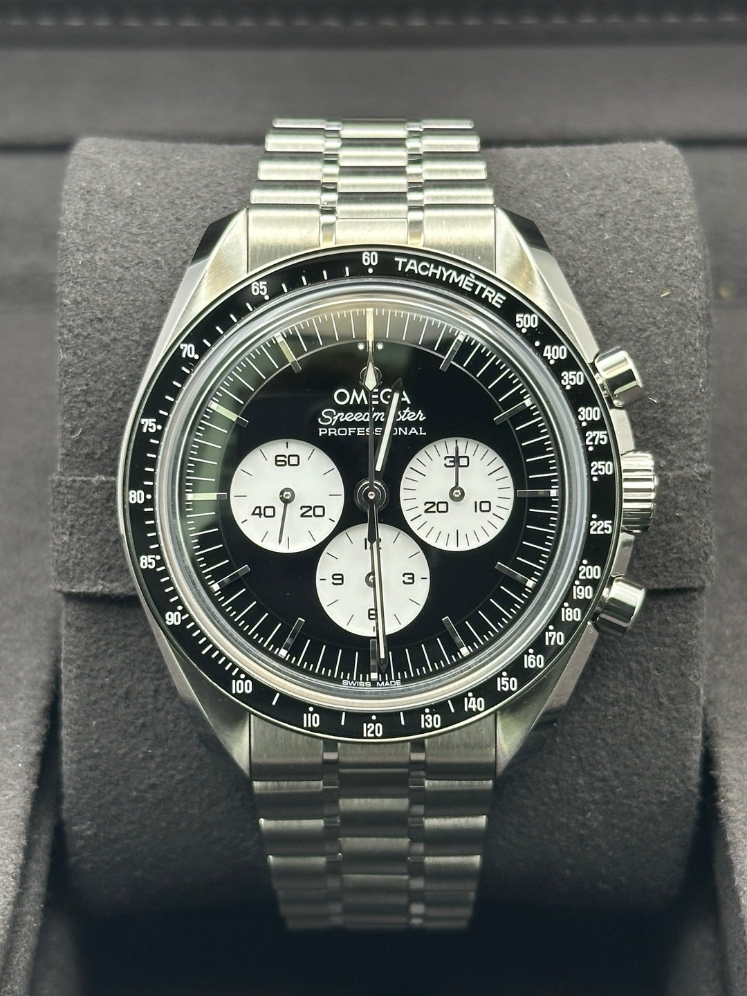 Omega Speedmaster 310.30.42.50.01.004 with black dial and Jubilee bracelet