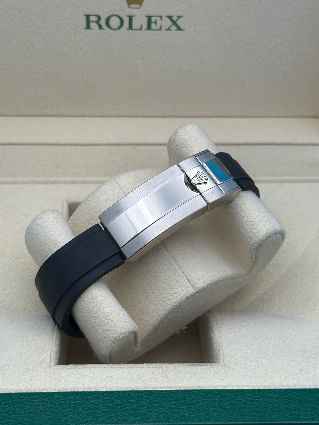 Rolex Yacht-Master 42 226659, 2024, black dial, Oysterflex bracelet
