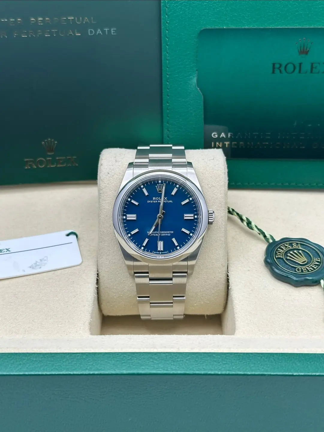 Rolex Oyster Perpetual 36 126000, 2026, med blue dial, Oyster bracelet