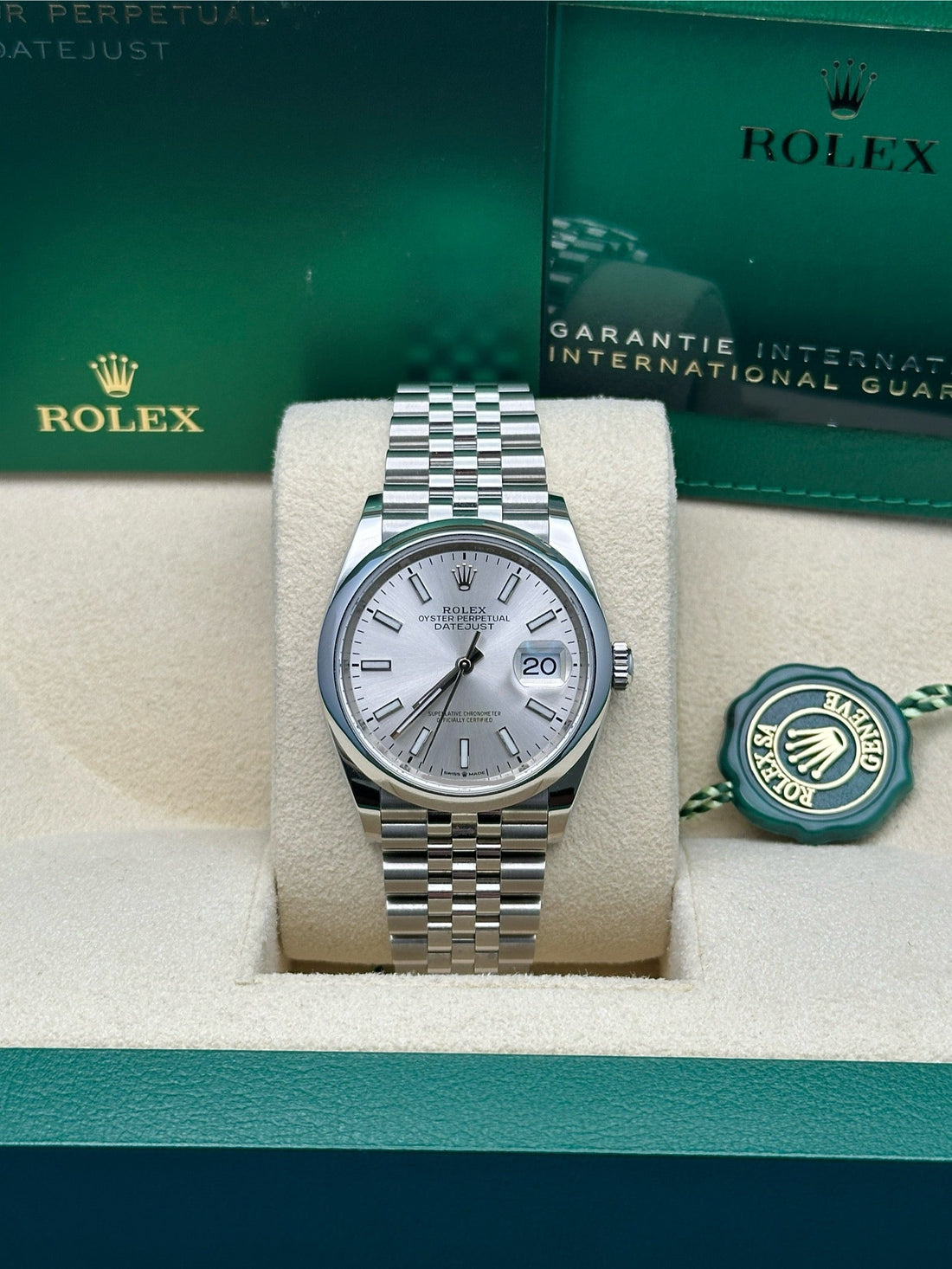 Rolex Steel Datejust 36 Watch - Domed Bezel - Silver Index Dial - Jubilee Bracelet - 2019 Release - 126200 sij