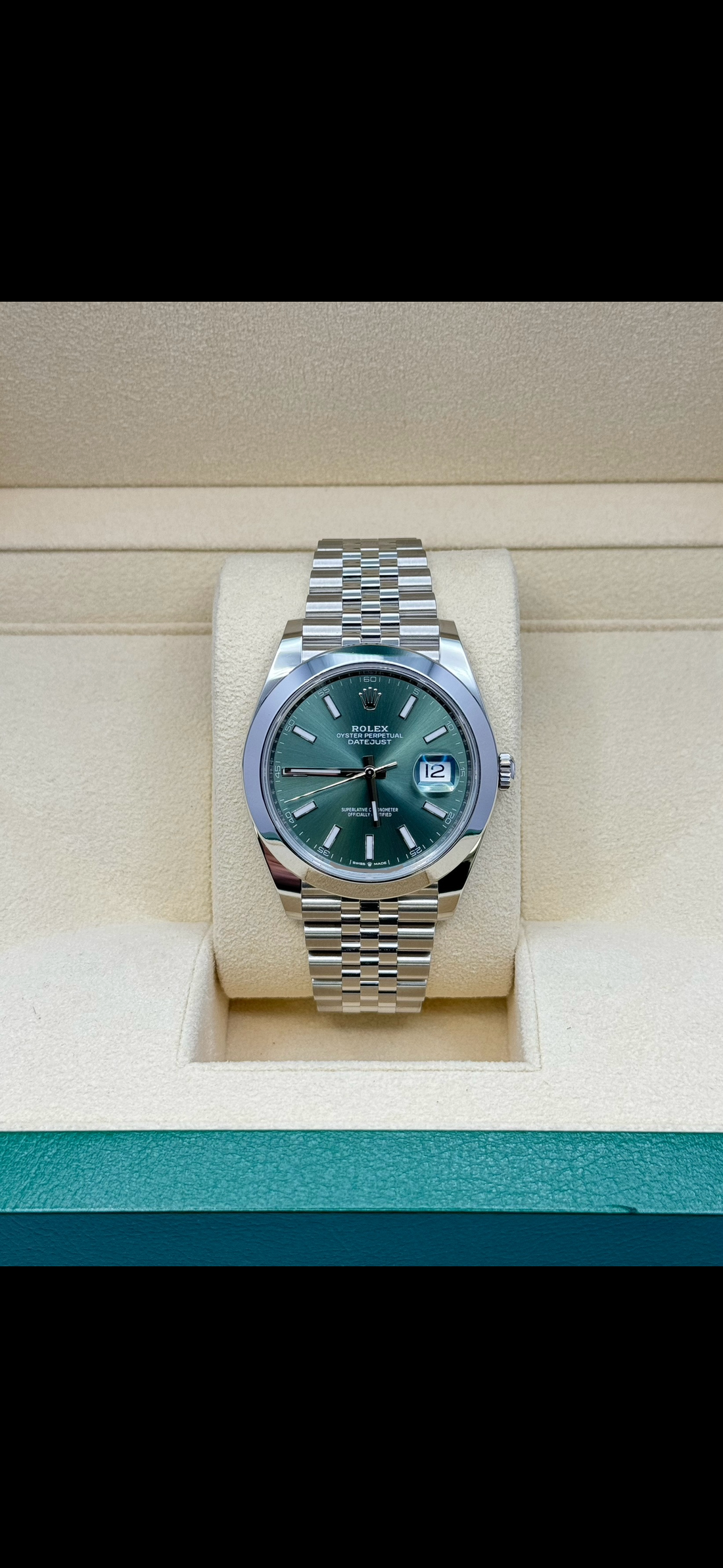 Rolex Datejust 41 126300, 2024, mint green index dial, Jubilee bracelet