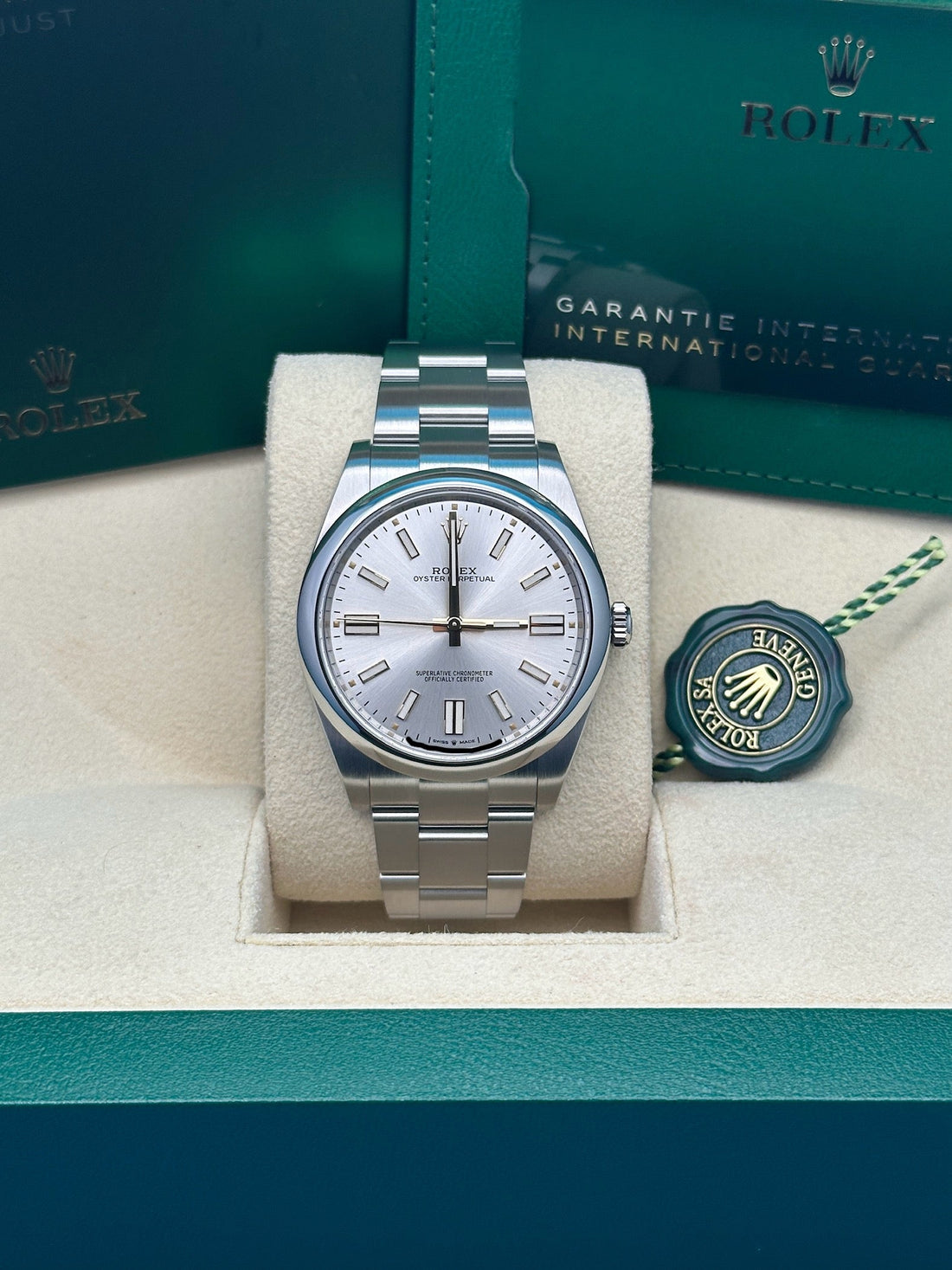 Rolex Oyster Perpetual 36 Watch - Domed Bezel - Silver Index Dial - Oyster Bracelet - 2020 Release - 126000 sio