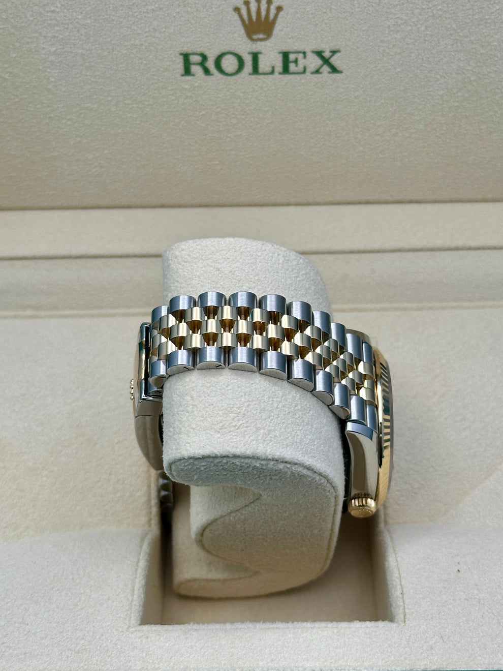 Rolex Yellow Rolesor Datejust 36 Slate Roman Dial Jubilee Bracelet rolex-yellow-rolesor-datejust-36-slate-roman-dial-jubilee-bracelet