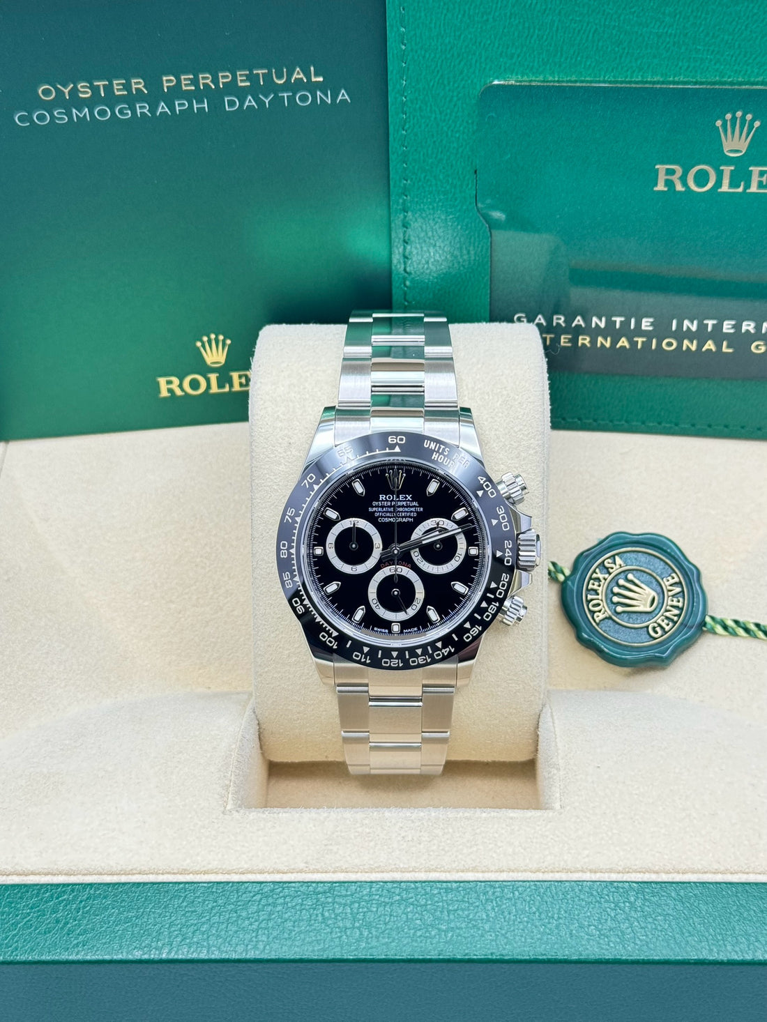 Rolex Steel  Daytona 40  - Black Index Dial - 116500LN bk