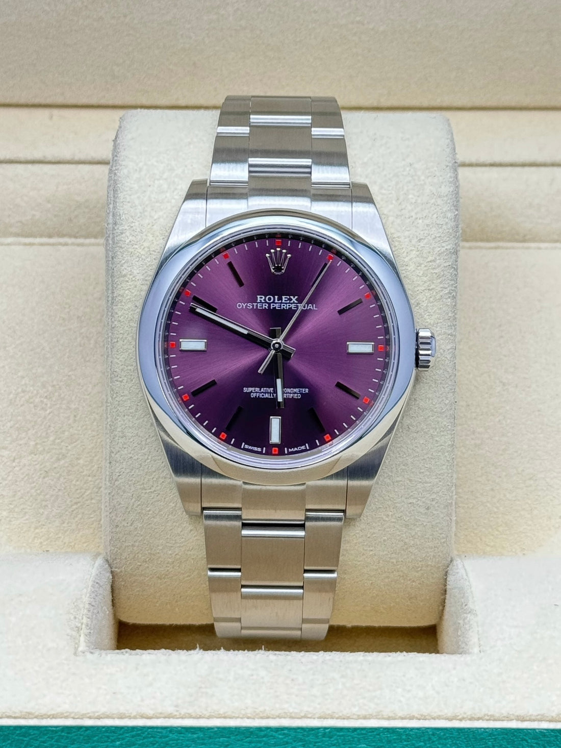 Rolex Oyster Perpetual 39 114300, 2018, red grape index dial, Oyster bracelet