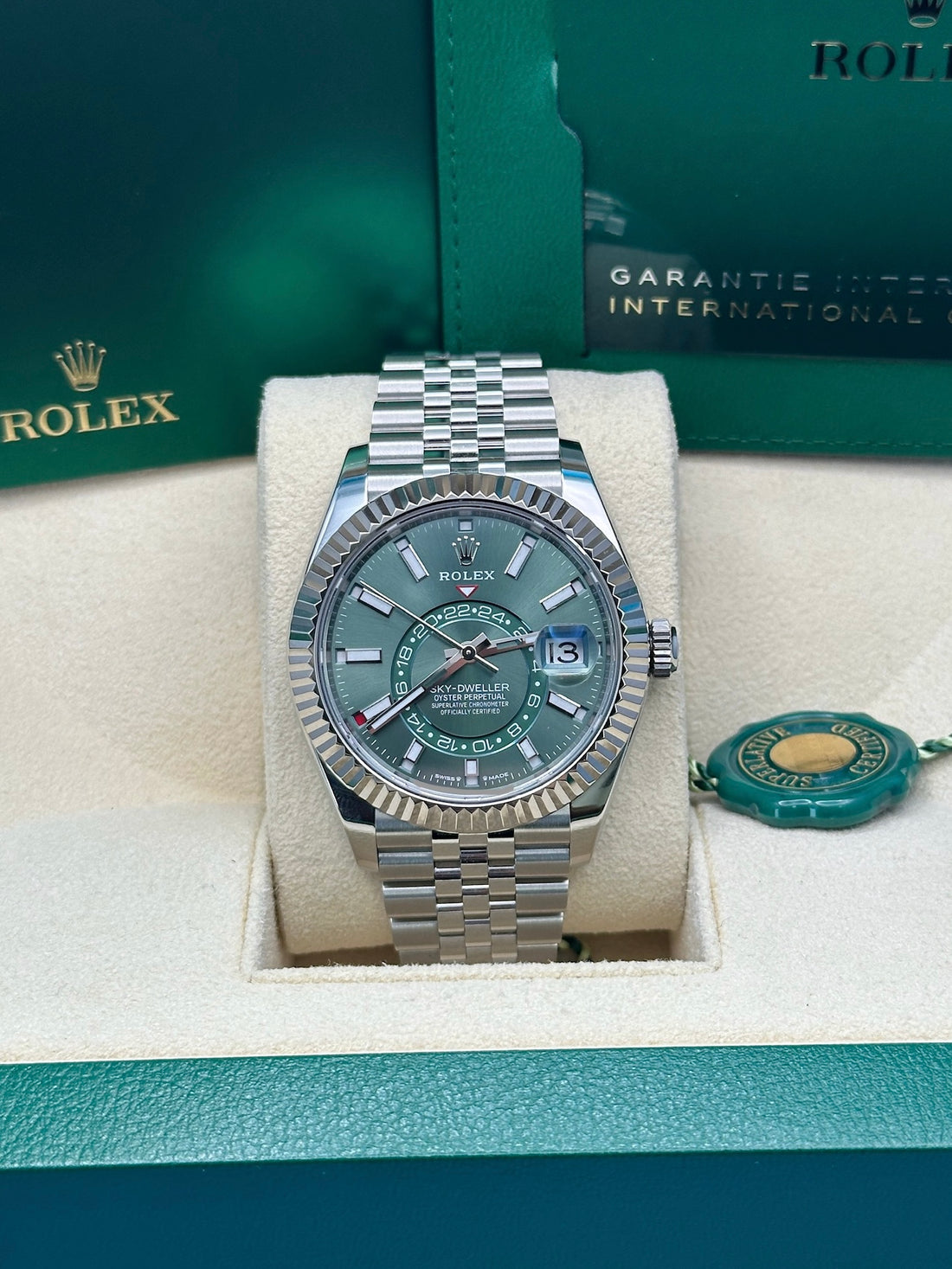 Rolex Sky Dweller 42 Mint Green Dial Stainless Steel Jubilee Mens Watch 336934