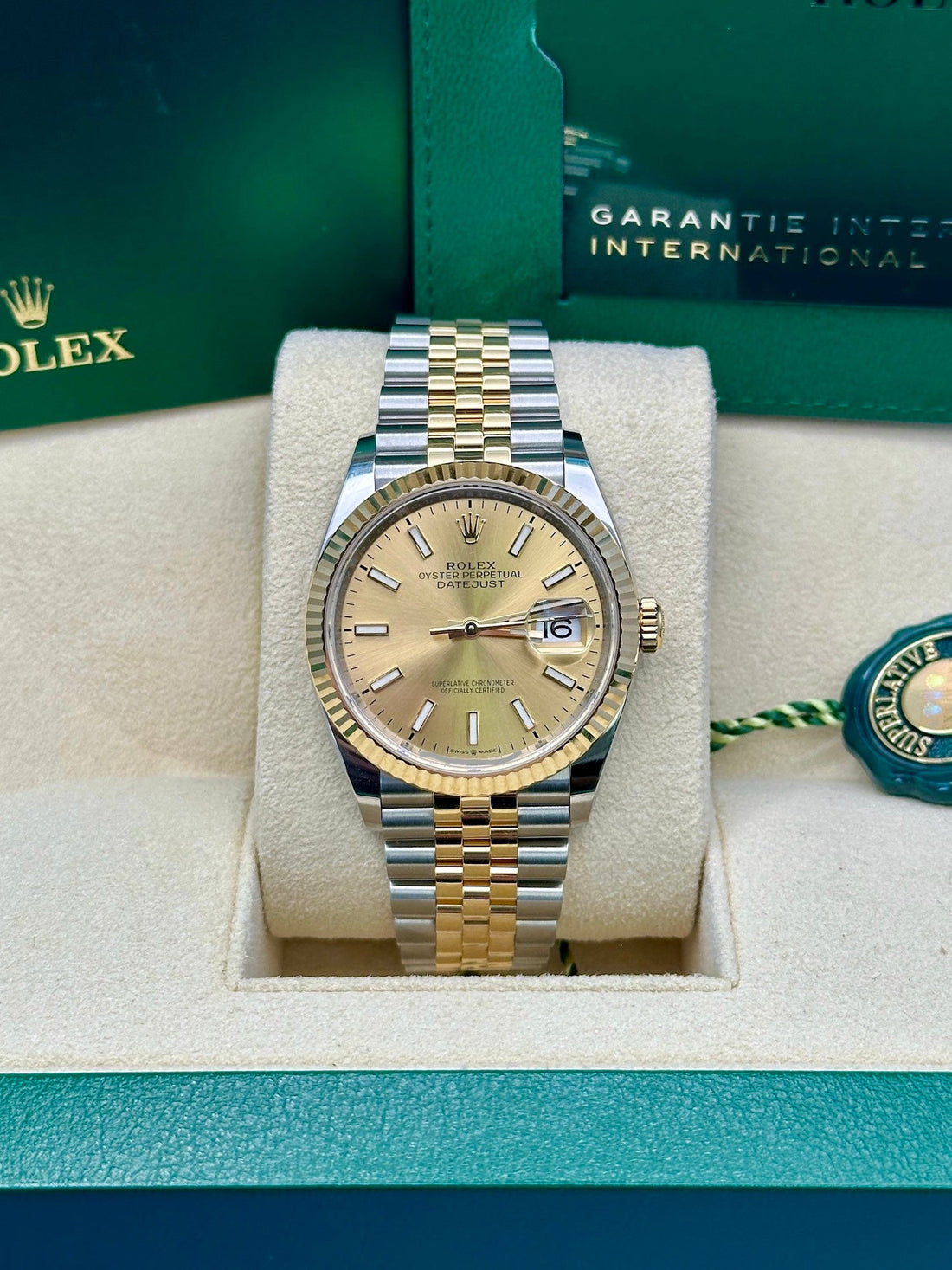 Rolex Steel and Yellow Gold Rolesor Datejust 41 Watch - Fluted Bezel - Champagne Index Dial - Jubilee Bracelet - 126333 chij