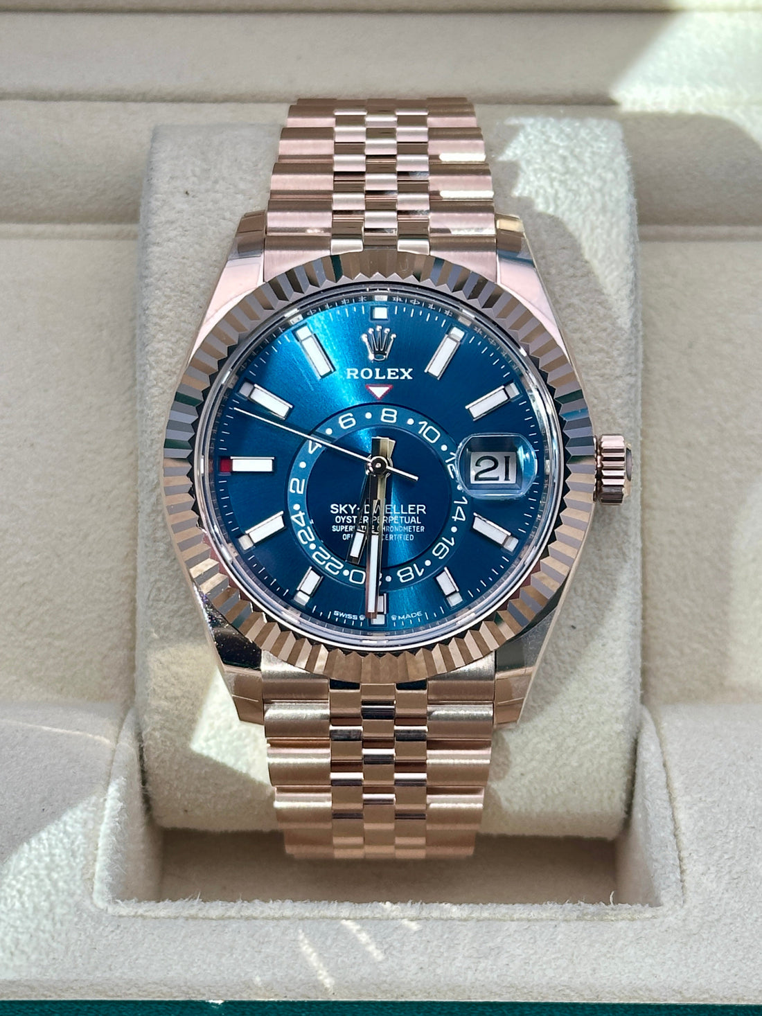 Rolex Sky-Dweller 42 336935, 2024, blue dial, Jubilee bracelet