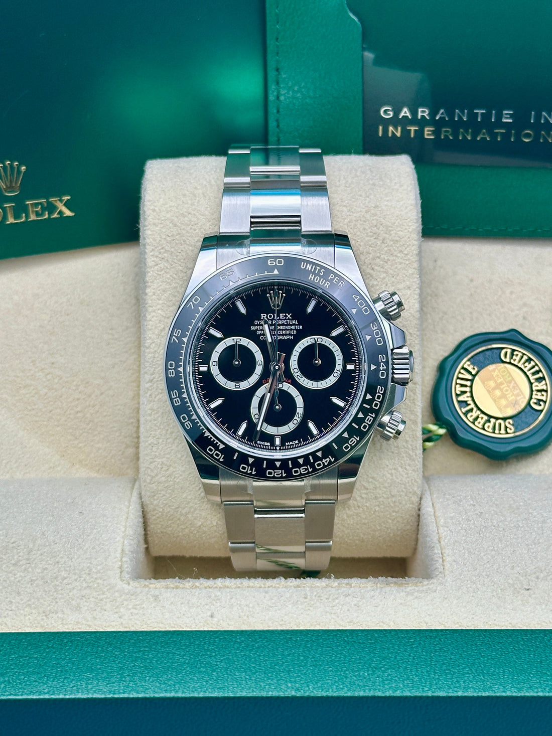 Rolex Oystersteel Cosmograph Daytona Watch - Black Cerachrom Bezel - Black Index Dial - Oyster Bracelet - 126500ln bkio