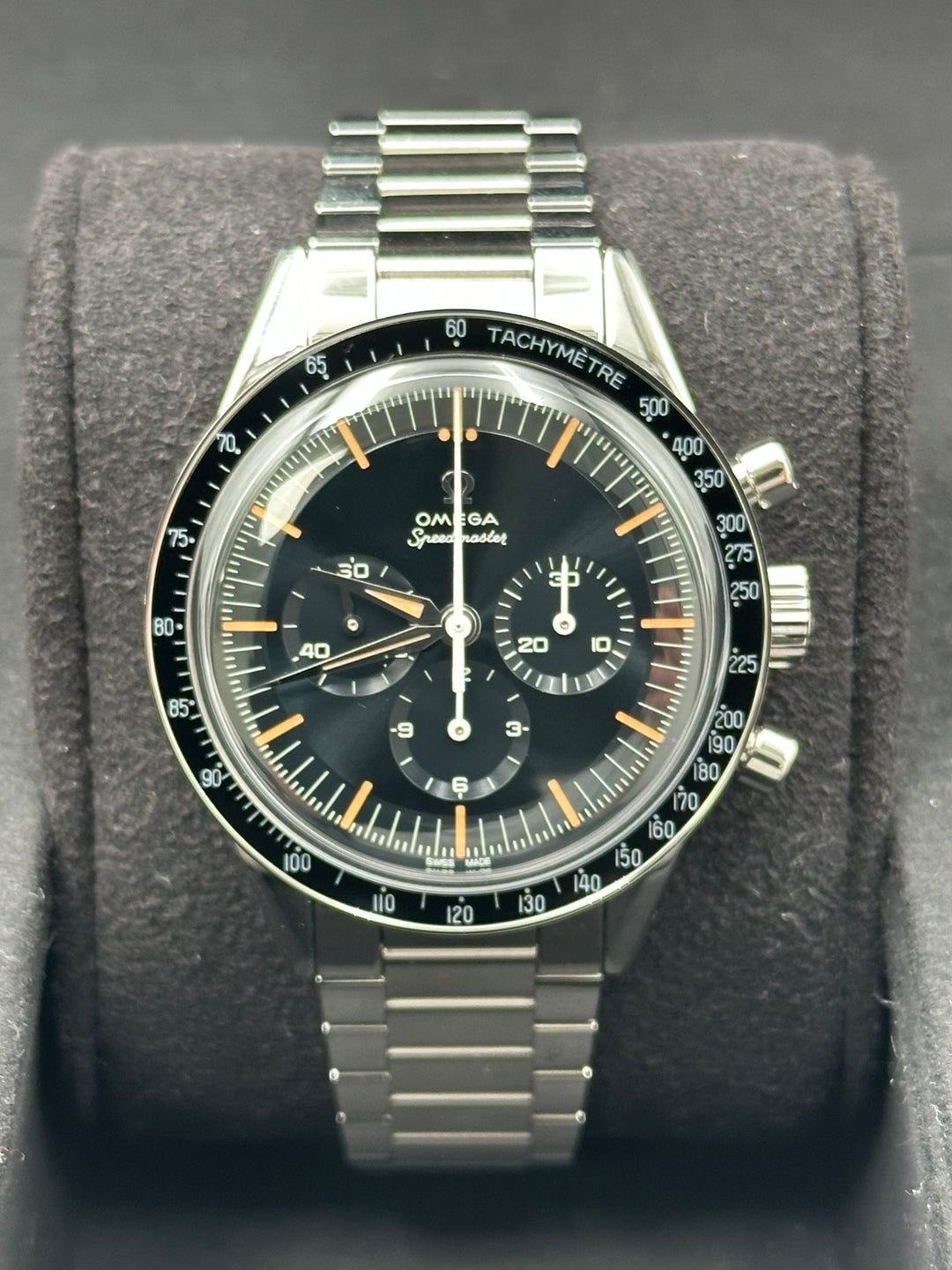Omega Speedmaster 310.30.40.50.06.001, 2025