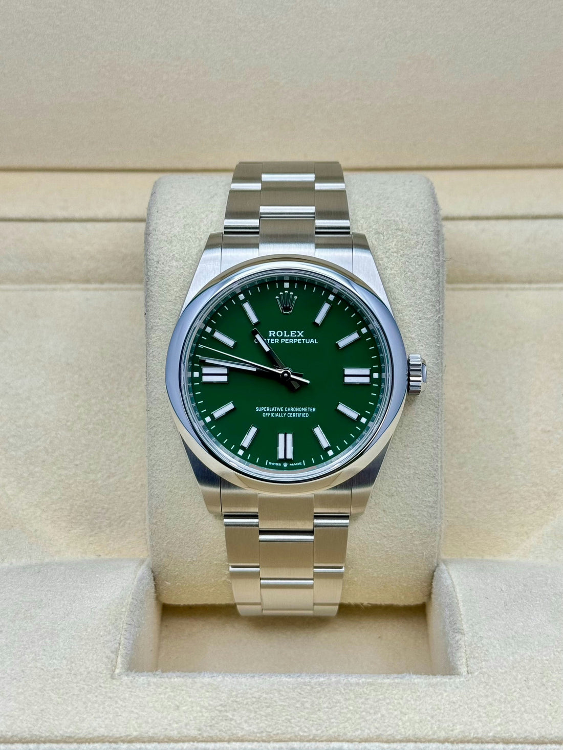 Rolex Oyster Perpetual 41 134300, 2025, green dial, Oyster bracelet