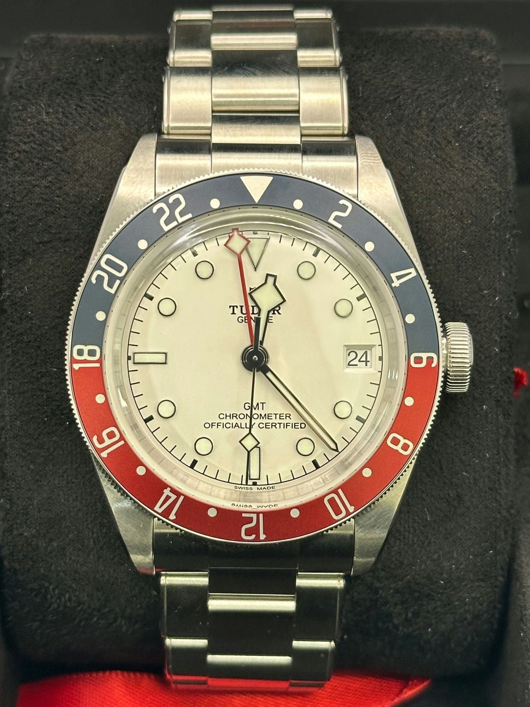 Tudor Black Bay 79830RB, 2026, white dial, Oyster bracelet