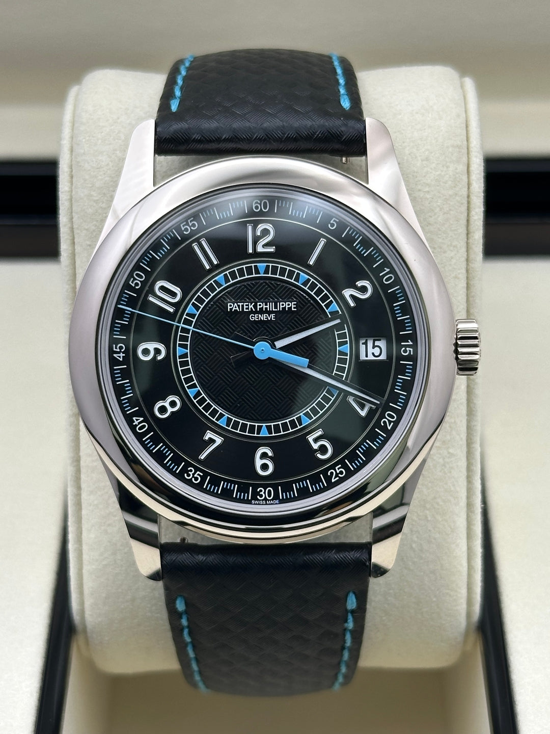 Patek Philippe Calatrava 6007G-011, 2026, black dial, leather strap