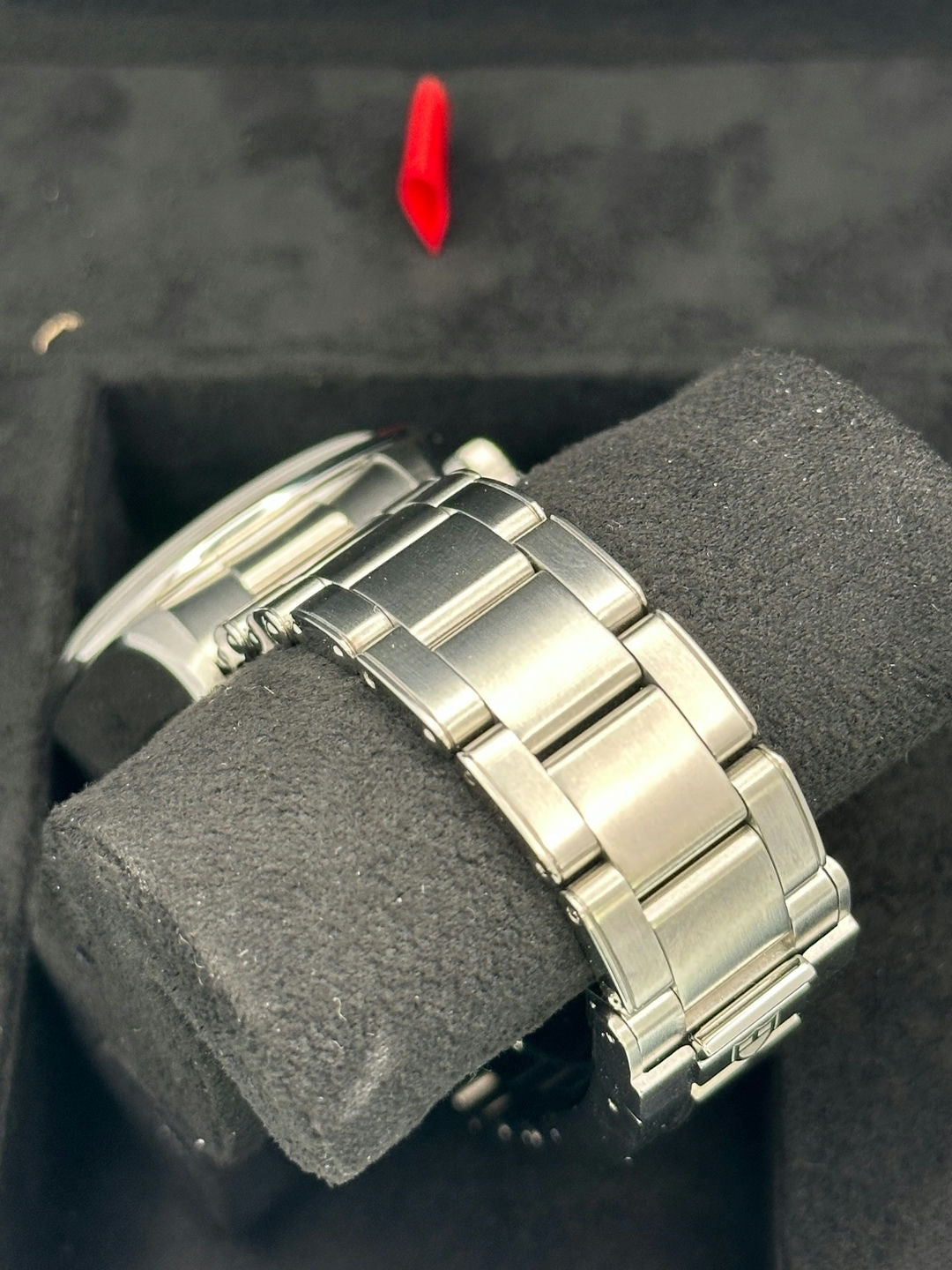 Tudor Black Bay 79470 white dial, view 7 of 8