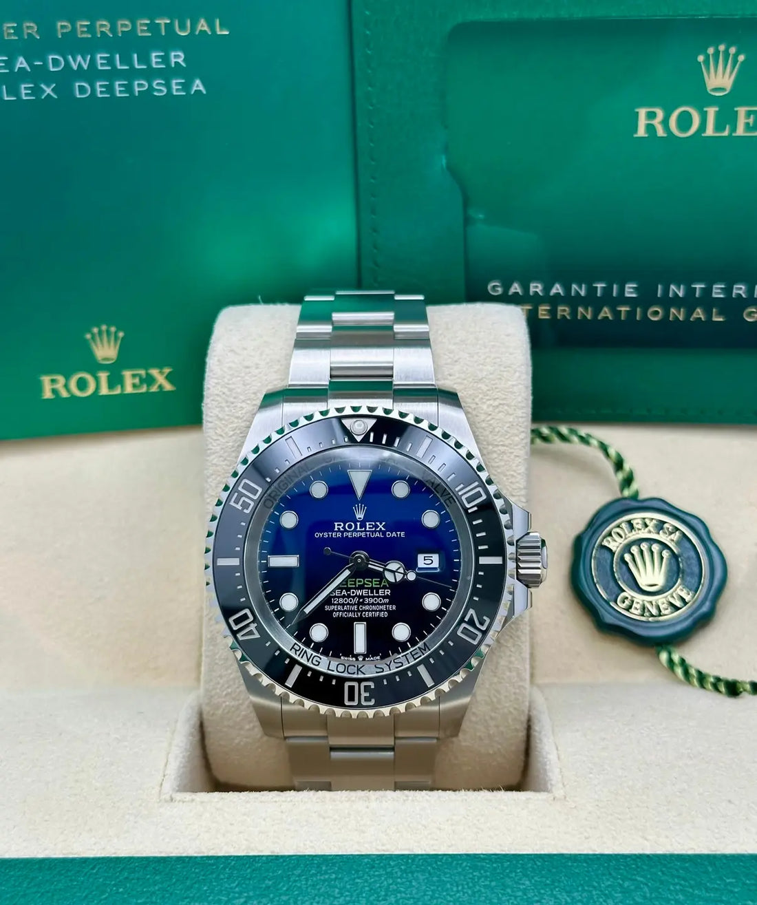 Rolex Sea-Dweller Deepsea 44  - D-Blue James Cameron Dial