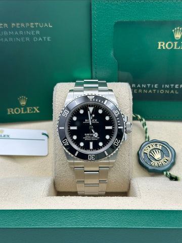 Rolex Submariner Black Dial Oyster Bracelet 124060