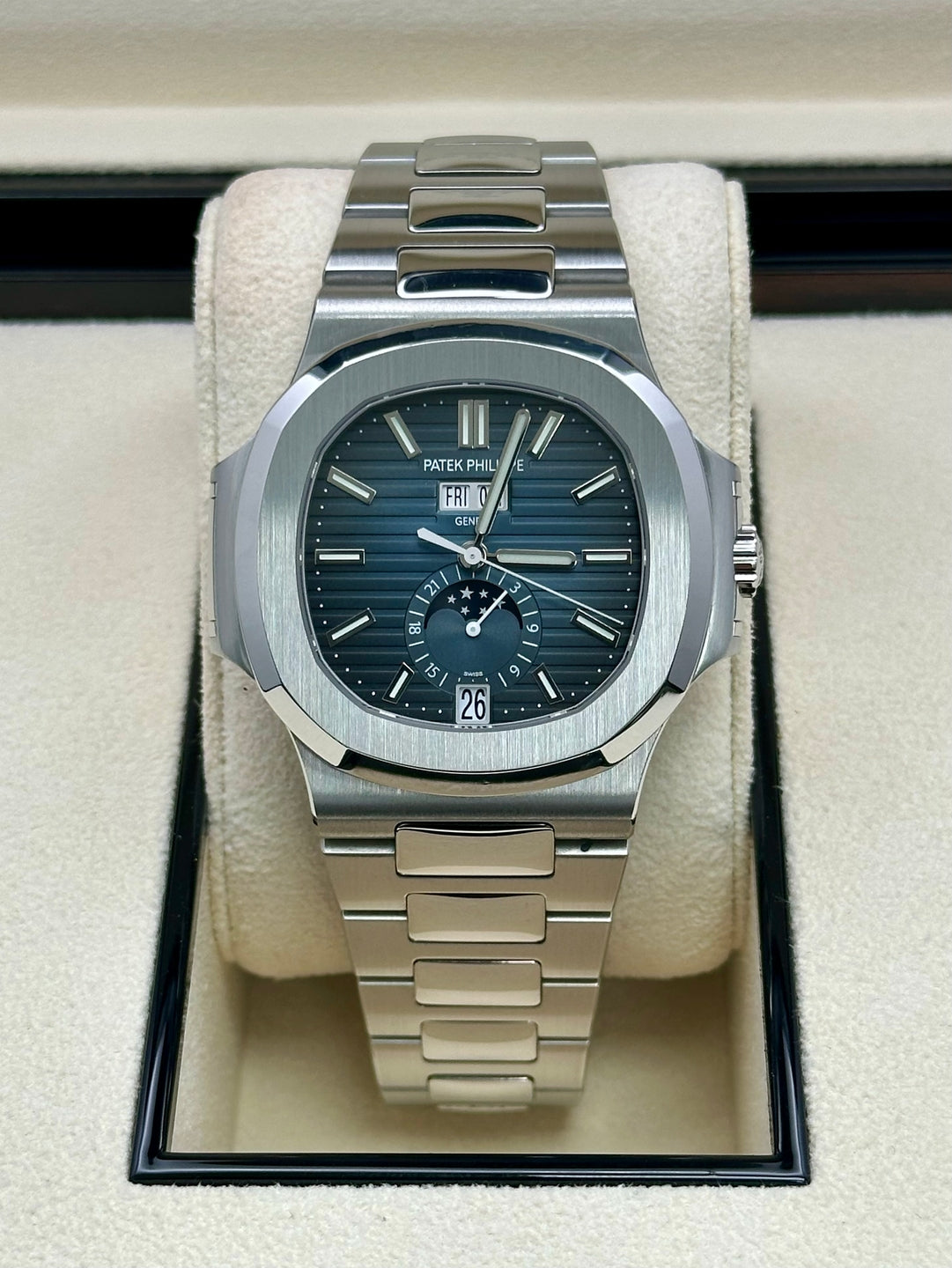 Patek Philippe Nautilus Annual Calendar 5726/1A-014, 2022, blue dial, steel bracelet