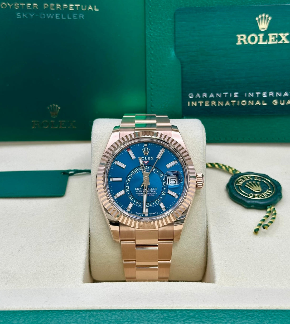Rolex Sky-Dweller 336935, 2026, blue dial, Oyster bracelet