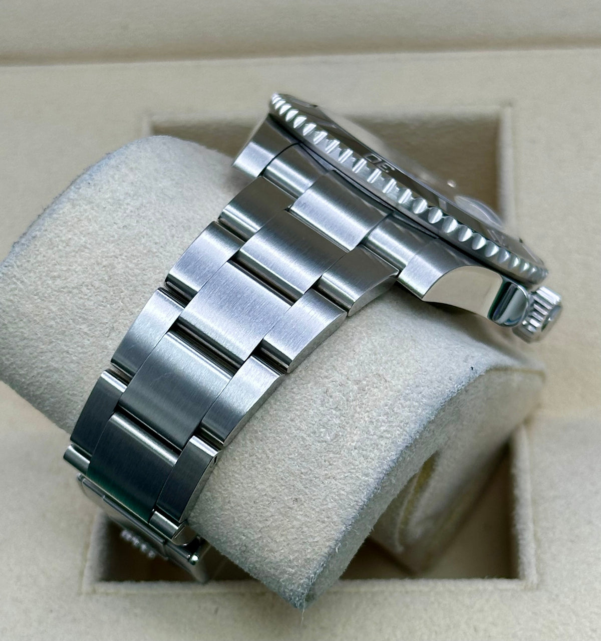Rolex Submariner 116610LN black dial