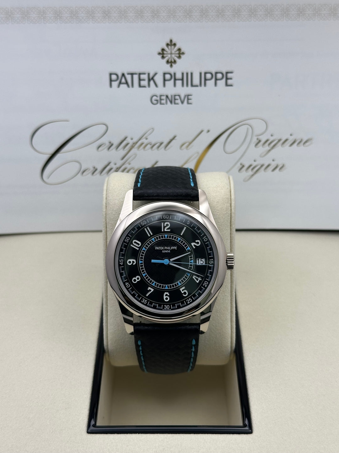 Patek Philippe Calatrava 6007G-011, 2026, black dial, leather strap