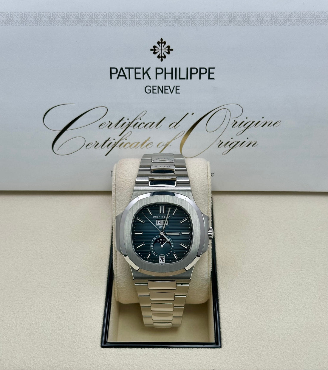 Patek Philippe Nautilus Annual Calendar 5726/1A-014, 2022, blue dial, steel bracelet
