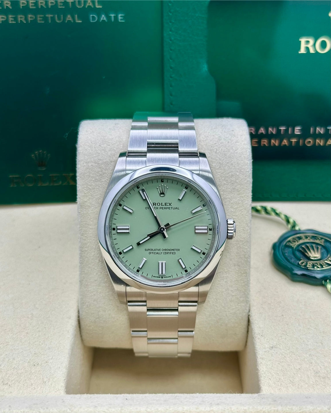 Rolex Oyster Perpetual 36 126000, 2025, pistachio dial, Oyster bracelet