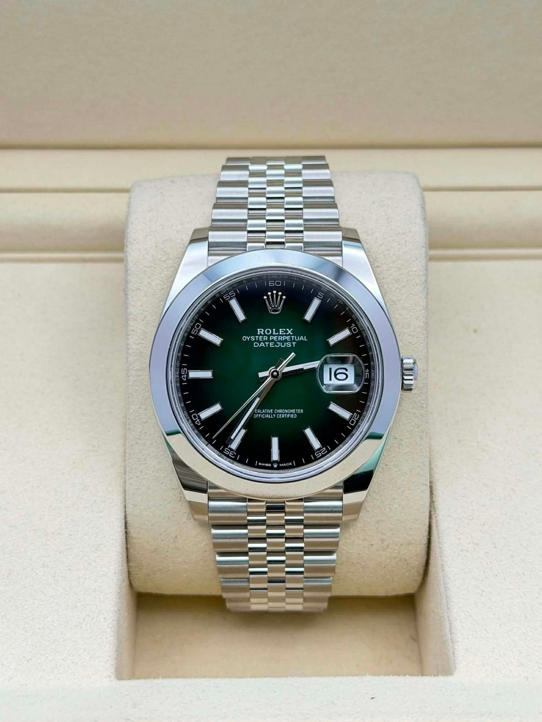 Rolex Datejust 41 126300, 2026, green ombré dial, Jubilee bracelet