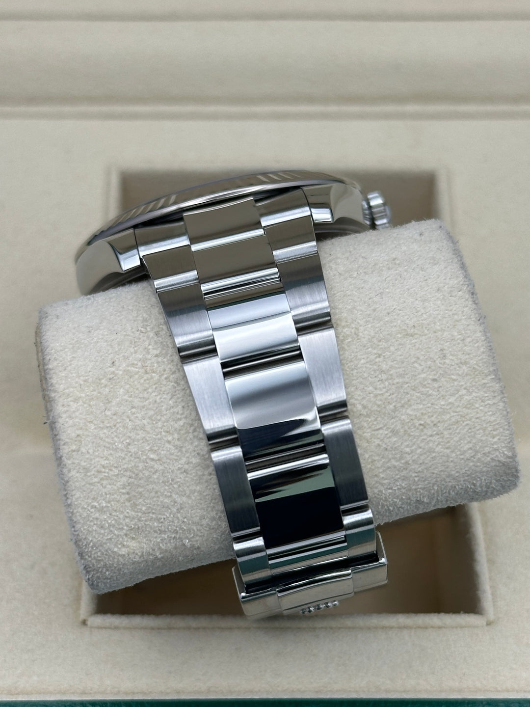 Rolex Datejust 41 126334 black index dial
