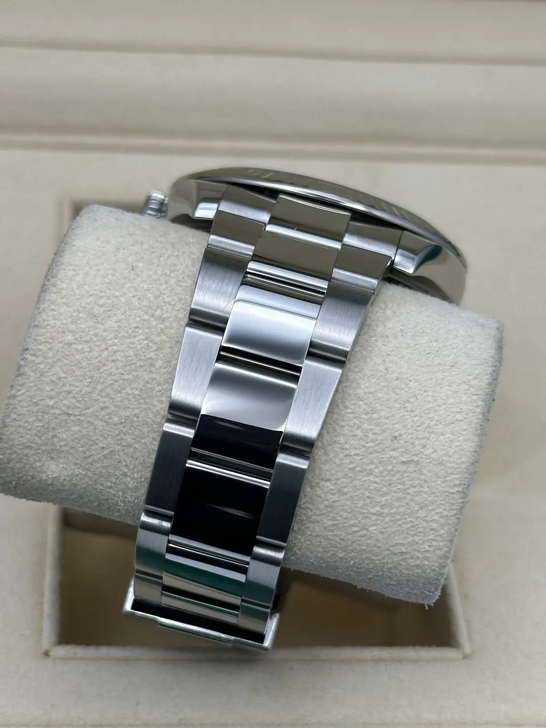 Rolex Datejust 41 126334, 2024, white mother-of-pearl diamond dial, Oyster bracelet